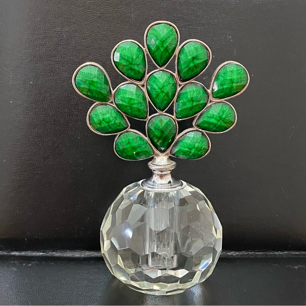 SORELLE Crystal Glass Perfume Bottle with Green Faceted Crystal Top